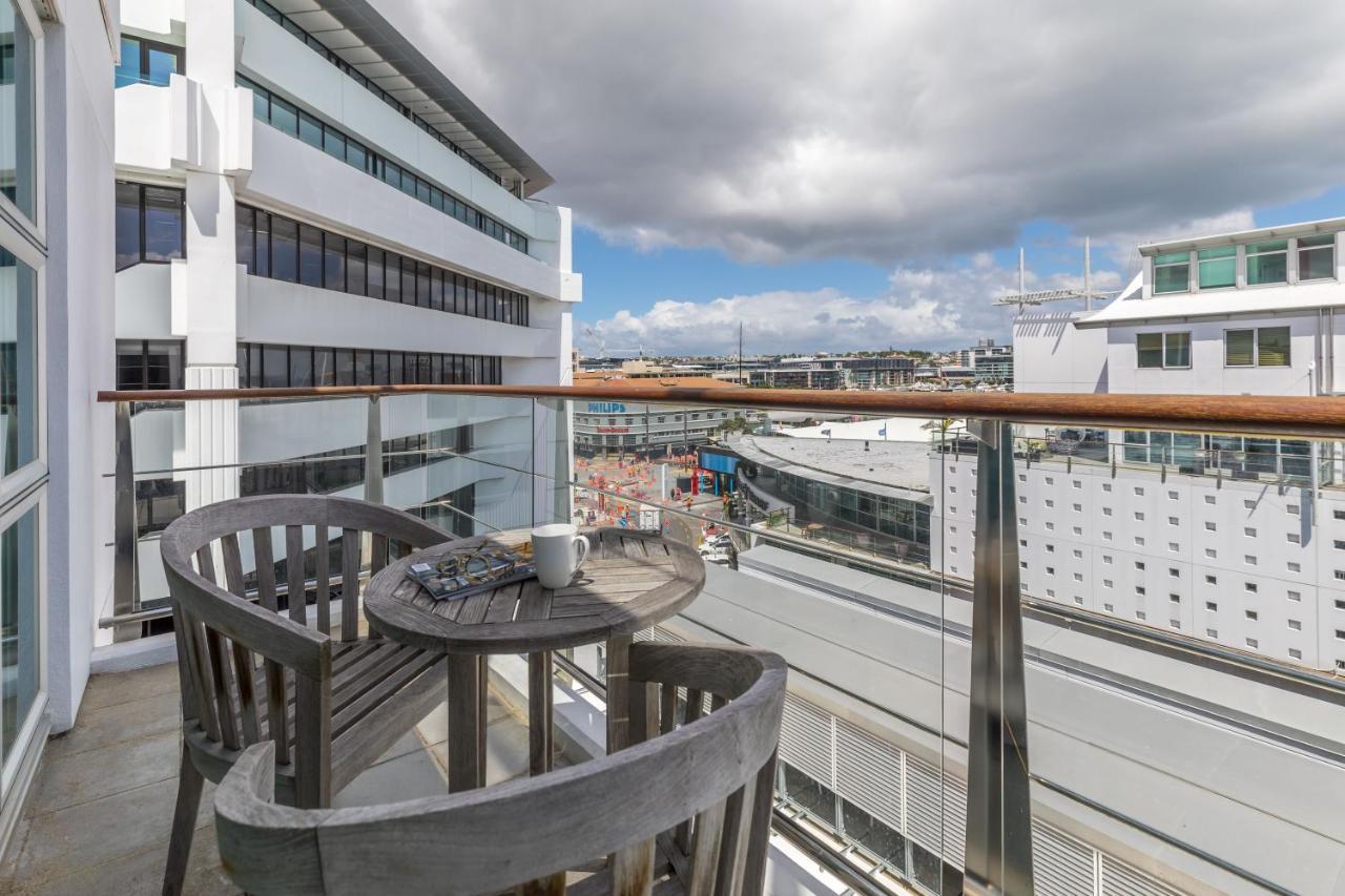 דירות אוקלנד Stunning Waterfront Location With Huge Balcony! מראה חיצוני תמונה